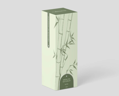 Bamboo-inspired diffuser box with minimalist green packaging