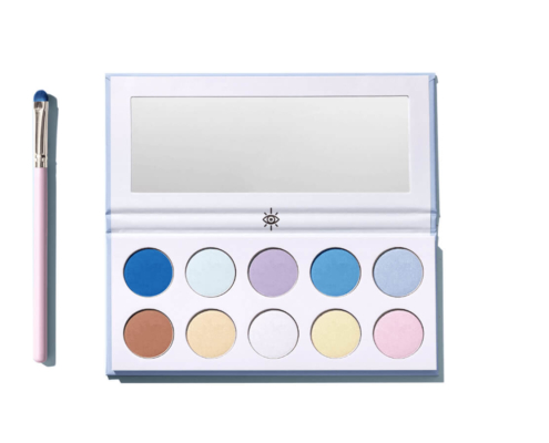 Customizable eyeshadow palette packaging with rigid cardboard and magnetic closure.