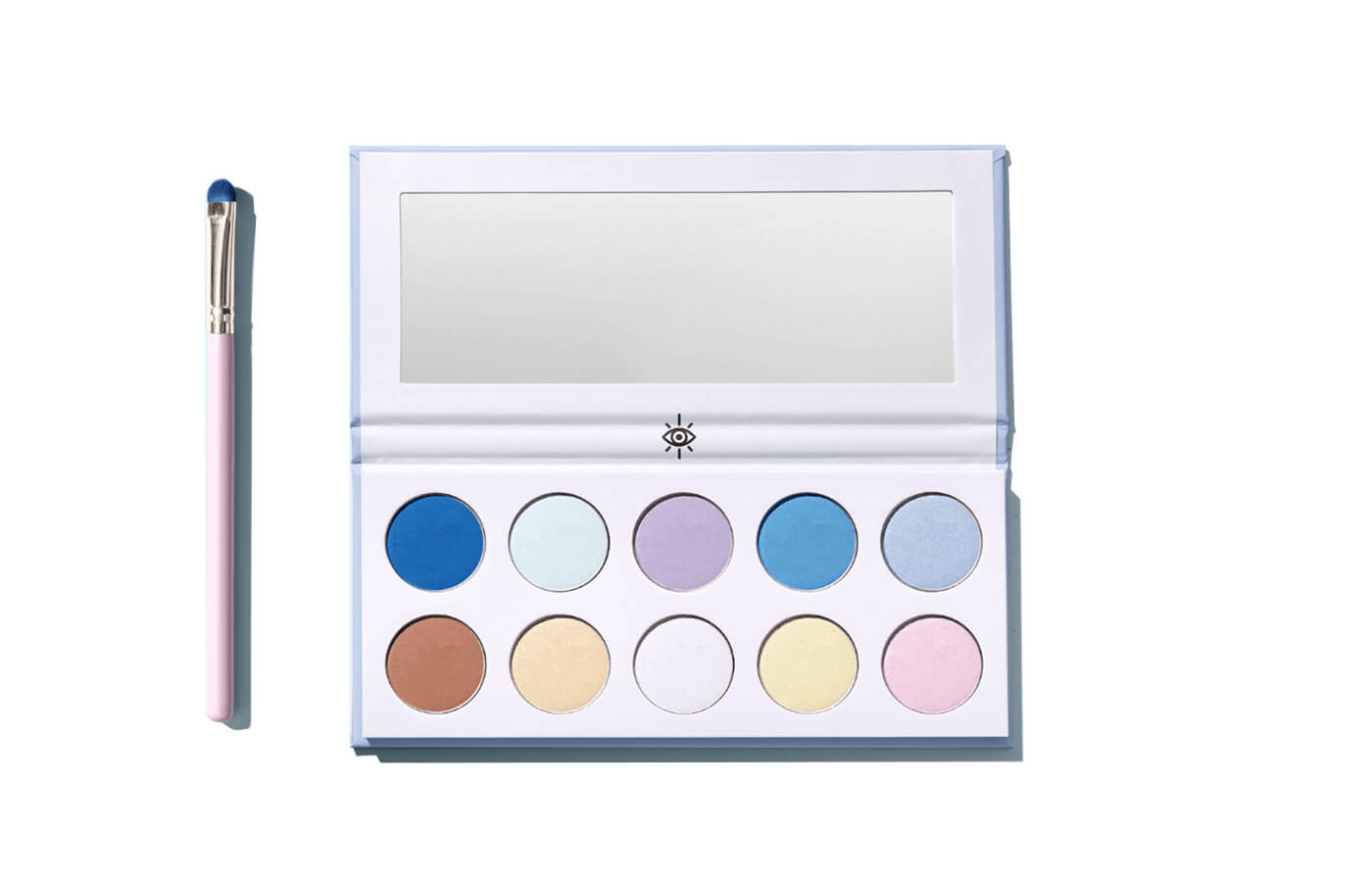 Customizable eyeshadow palette packaging with rigid cardboard and magnetic closure.