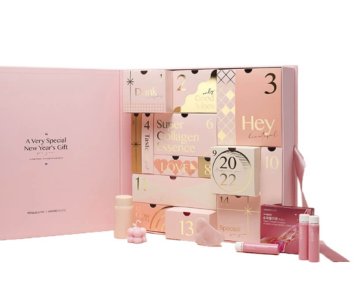 Sustainable advent calendar box with a beautiful pink finish for high-end gifting.