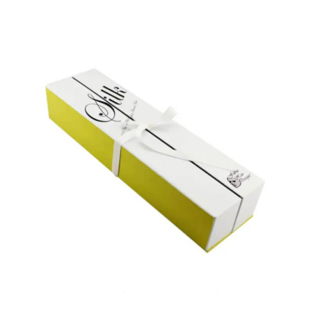 Stylish custom hair extension packaging box with magnetic closure for added durability.