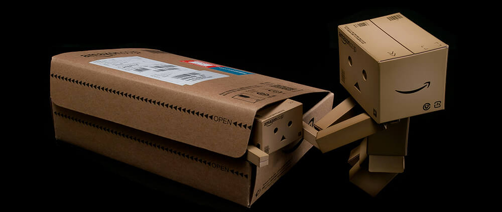 Eco-friendly presentation boxes made from recycled cardboard with minimalist design and custom logo printing.